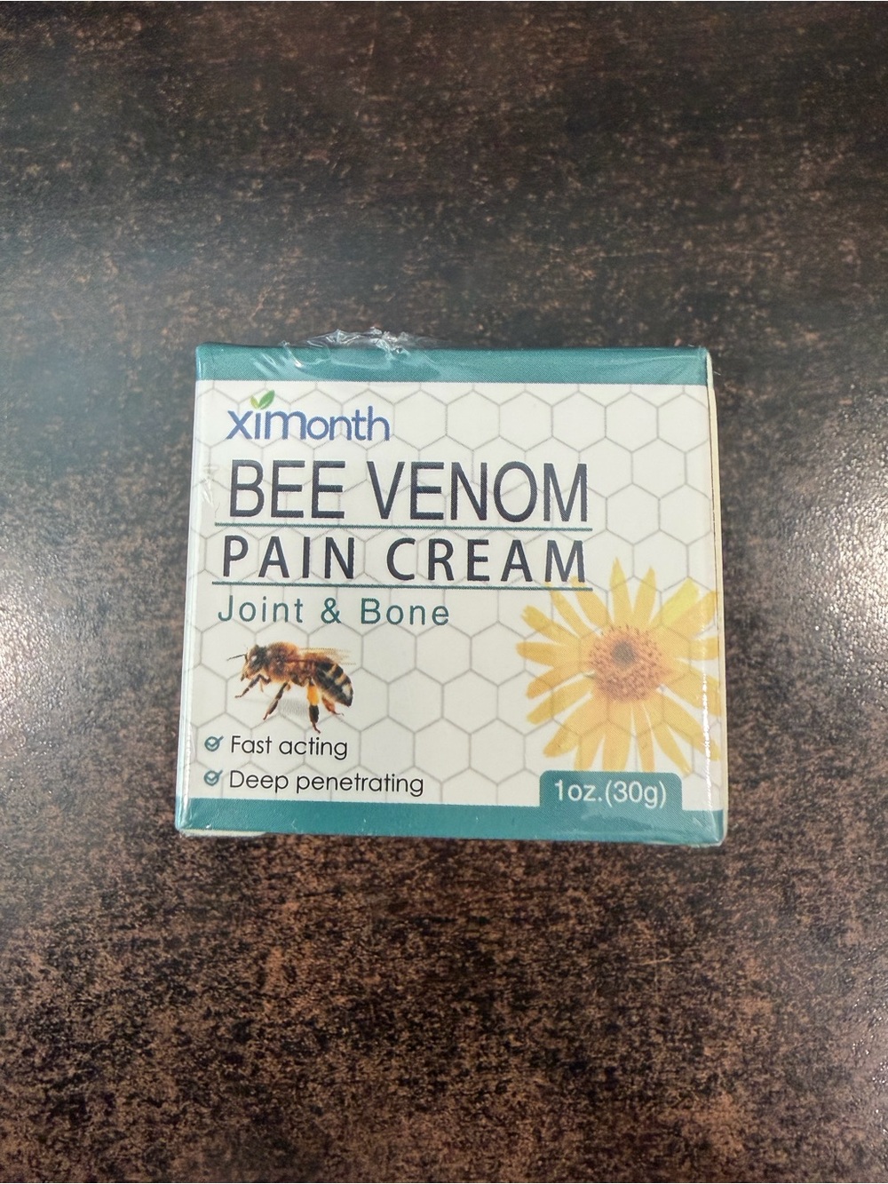 Bee Venom Pain Cream for Joint & Bone Relief (Teal/White)